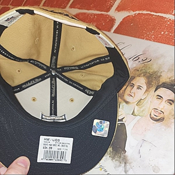 🧨🎇 New Orleans Saints NFL Gold and Black Mitchell&Ness cap, 7 3/8" 🎇🧨 - Picture 7 of 7